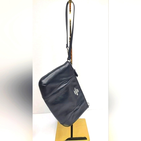 💙COACH Colette Pleated Smooth Leather Zip Top Wristlet in Midnight Blue ✨️NWOT - Picture 10 of 14